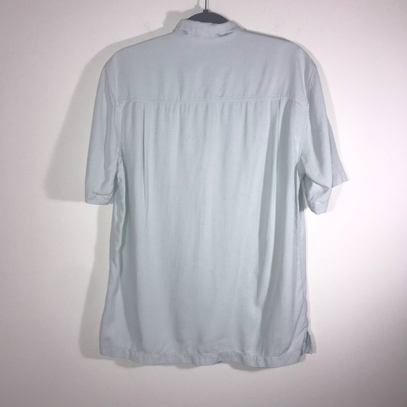 Tommy Bahama 100% Silk - Picture 2 of 5